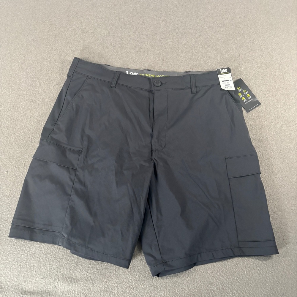 Lee Extreme Motion Cargo Shorts Mens Size 38 Black Performance 112361683